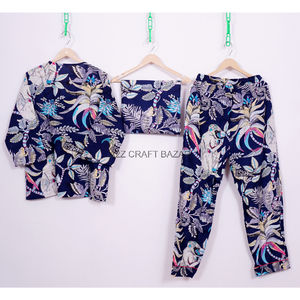 Women's Summer Cotton Pajama Sets Floral-Printed & Solid-Colored Comfortable Relaxed Fit with Front Logo - Product Image 4