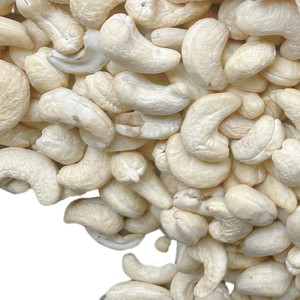 Trusted Supplier W320 <b>Cashew</b> <b>Nuts</b> <b>Cashew</b> <b>Nuts</b> W320 <b>Cashew</b> <b>Nuts</b> From Santigo Vietnam - Product Image 1