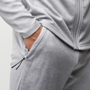 OEM ชุดวอร์มมีซิประบายอากาศได้ดีสำหรับผู้ชายชุดกีฬาแบบออกแบบได้ตามต้องการสำหรับใส่วิ่งในฤดูร้อน - Product Image 6