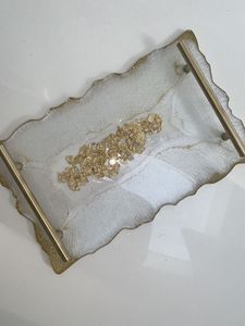 CETTE PLATEAU DE SERVICE ÉPOXY EN RÉSINE PERSONNALISABLE ET ÉLÉGANTE Conception rectangulaire pour la maison Restaurant Hôtel Plateau en résine - Product Image 3