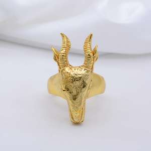 Anillo gótico de cabeza de cabra de latón chapado en oro de 18k, estilo punk, venta al por mayor para mujer - Product Image 5