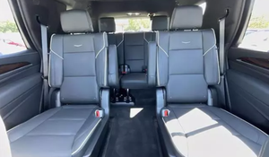 Auto Usado en BUEN ESTADO, <span class=keywords><strong>Cadillac</strong></span> Escalade Premium Luxury SUV 2022, Envío a Todo el Mundo - Product Image 4