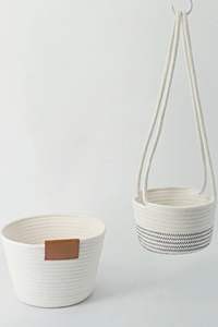 Jardinière élégante en corde macramé pour la décoration de plantes d'intérieur, améliorant l'esthétique du salon avec un style bohème fait main - Product Image 6