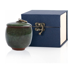 Petites urnes pour cendres humaines, contenant 5.5 pouces cubes de cendres, Mini urnes de crémation avec étui exquis pour partager un chien adulte - Product Image 1