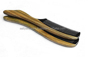 Peigne en corne de buffle à dents larges de haute qualité avec manche en bois pour les soins capillaires à domicile Original pour hommes et femmes à faible coût - Product Image 4