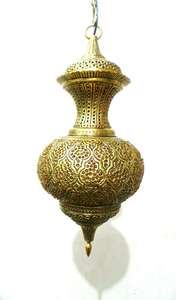 Linterna redonda de diseño marroquí de latón AK con asa en oro acabado linterna de Metal de gran tamaño para decoración de Diwali/Decoración de Hotel - Product Image 4