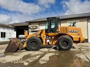 Cargadora de Ruedas CASE 721F 2017 de 200 Toneladas con Bomba Hidráulica MOOG/YUKEN - Product Image 3