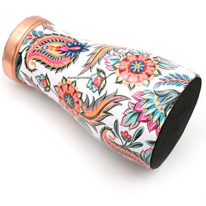 Botella de agua de cobre puro a los mejores precios al por mayor, diseño impreso 100%, botella de cobre a prueba de fugas, diseño atractivo para decoración de cabecera - Product Image 5