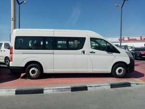 Nuevo Autobús de Pasajeros Toyo Ta Hiace 2026, Techo Alto, Motor Diésel 2.8L, Emisión Euro 6, Transmisión Manual, 15 Asientos, Volante a la Izquierda, Color Blanco - Product Image 4