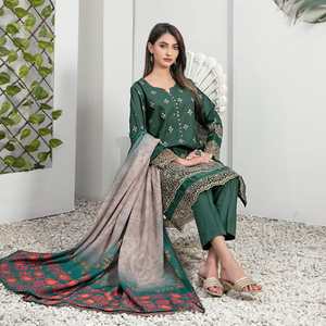 Vêtements traditionnels afghans pour femmes sur mesure du fabricant, élégants en soie et coton, Salwar Kameez de haute qualité, 569 pièces en vente - Product Image 2