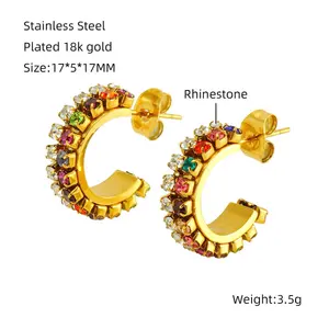 Élégante dame en acier inoxydable plaqué or 18 carats à la mode incrustation en forme de C 1 paire de boucles d'oreilles créoles à la mode Zircon clous d'oreille cadeau pour elle - Product Image 1