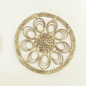 Décoration murale ronde de forme unique, design de luxe, élégant, moderne, en métal doré, design floral antique, art mural - Product Image 5