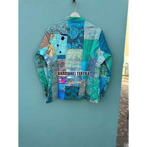 Veste en coton bohème réversible faite à la main pour femmes indien Patchwork imprimé matelassé manteau court broderie respirant vacances - Product Image 2