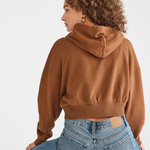 Tops cortos de alta calidad para mujer, Sudadera con capucha recortada con logotipo personalizado y longitud corta, sudaderas de diseño en blanco de talla grande, Sudadera con capucha de invierno - Product Image 4