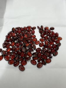 Gigli Rigli Gems Synthetic Red <b>Garnet</b> Oval Cut 5-6mm Loose Gemstone for Jewelry Making - Product Image 4