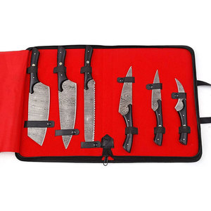 Ensemble de couteaux de cuisine élégants en acier Damas avec plusieurs tailles de lames pour couper en tranches et en dés dans les cuisines gastronomiques - Product Image 5