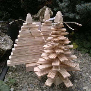ARBRE DE NOËL DRIVEN DÉCORATION ÉCOLOGIQUE CADEAU FAIT MAIN Arbre en bois ornemental Fabriqué en cerisier un arbre pour toute saison - Product Image 1