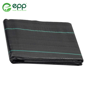 Vente à bas prix de tissu à membrane géotextile anti-herbe pour l'agriculture Paillis en plastique noir Tapis de contrôle des mauvaises herbes - Product Image 1