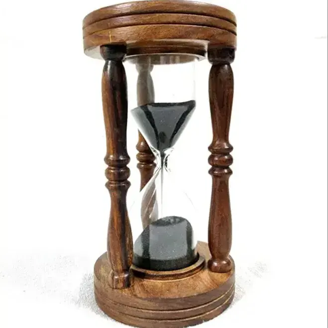 Relógio de areia com suporte de madeira de qualidade exclusiva, preço de atacado 2024, design mais recente, artesanato, presente, ampulheta, temporizador de areia para escritório, mais recente