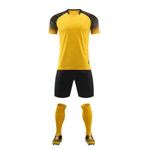 Ensemble d'uniformes de football personnalisés Tissu respirant à séchage rapide, impression du logo de l'équipe disponible - Product Image 4