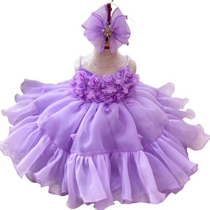 Robe de soirée princesse pour bébés filles, style ODM, fabriquée au Vietnam, prix compétitif, deux bretelles, fleurs perlées, évasée, longueur genou - Product Image 1