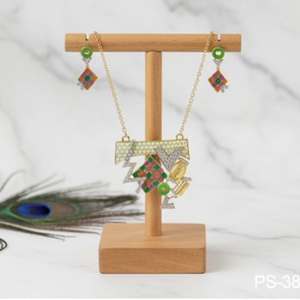 Ensemble de pendentifs AD de qualité supérieure Bijoux artisanaux pour les occasions nuptiales et festives Élégant et élégant - Product Image 2