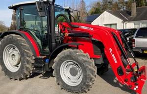 Tractor cargador de alto rendimiento Massey Ferguson 4710M 'D2' - Product Image 4