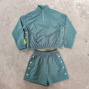 Personalizado de los hombres de alta calidad Streetwear pantalones cortos y chaqueta de 2 piezas Sweatsuit Nylon cremallera Sudadera con capucha cortavientos conjunto corto para los hombres - Product Image 1