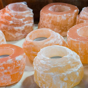 Top Meilleur prix de vente de bougeoir fabriqué au sel de l'Himalaya à vendre à très bas prix bougeoir fabriqué au sel de l'Himalaya - Product Image 2