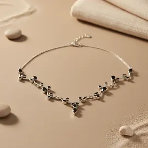 Elegante Collar de Plata 925 para Mujer con Perla de Agua Dulce y Cadenas Chapadas en Oro con Diamantes, Joyería Moderna y Elegante para Regalos - Product Image 3