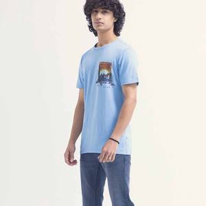 Camiseta de Streetwear con Serigrafía Personalizada para Hombre y Mujer con Impresión de Etiqueta en el Cuello Personalizada, Camisetas con Cuello en V de Próximo Nivel - Product Image 4