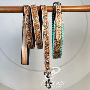 ชุดปลอกคอและสายจูงสุนัขหนังแท้อุปกรณ์เสริมสำหรับสัตว์เลี้ยงหรูหราปรับได้ตามต้องการ - Product Image 1