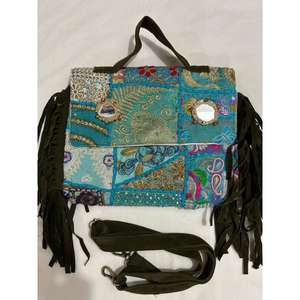 Handmade Girls Casual Satchel Tote <b>Patchwork</b> Leather Handbag Embroidery Decoration Flap Closure Two Straps for Parties Beach Use - Product Image 1