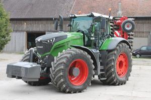 Tractores Agrícolas Usados Fendtt 200 Vario Green, Tracción en las 4 Ruedas, Transmisión por Engranajes, Bomba de 70 HP, Alta Productividad, en Venta - Product Image 3