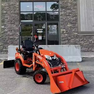 Tracteur agricole diesel 4x4 Massey BX23S 30 CV d'occasion, origine France, modèle 2024, avec autres composants essentiels pour rapport. - Product Image 2