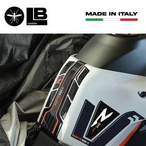 Adesivi 3D in Resina Personalizzati per Protezione Serbatoio Moto - Decorazioni Impermeabili per KTM 890 DUKE R - Product Image 3