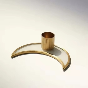 Candelabros de luz de té en forma de luna al por mayor hechos a mano con metal y vidrio para Decoración de mesa para el hogar y la boda - Product Image 1