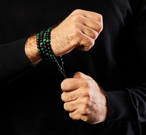 Tasbih Turquesa de 33 Cuentas de Resina, Rosario Musulmán, Cuentas de Cristal y Vidrio, Exportador Indio de Joyería - Product Image 1