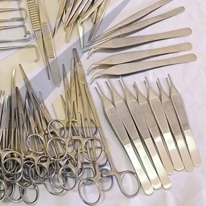 Instruments chirurgicaux de chirurgie plastique Ensemble de 72 pièces Kit The Basis Off Instruments chirurgicaux par SUAVE SURGICAL INSTRUMENTS - Product Image 6