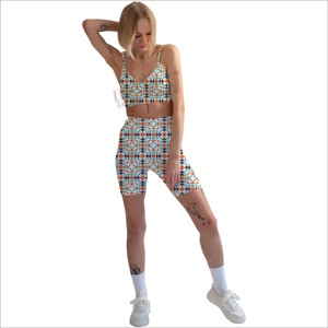 Ensemble soutien-gorge et short de sport pour femmes de grande taille pour le yoga Ensemble de yoga pour femmes en polyester Ensemble de yoga Offre Spéciale - Product Image 2