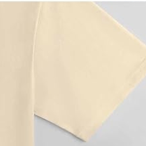 Ensemble T-shirt et short athlétique noir ton sur ton, confortable pour le quotidien, style activewear tendance - Product Image 4