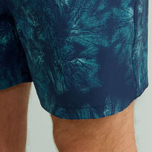 กางเกงขาสั้นชายหาดลำลองเอวยางยืดพิมพ์ลายรุ่นล่าสุด โลโก้สั่งทำ 100% โพลีเอสเตอร์ ระบายอากาศได้ดี MOQ ต่ำ ป้องกันแบคทีเรีย - Product Image 3