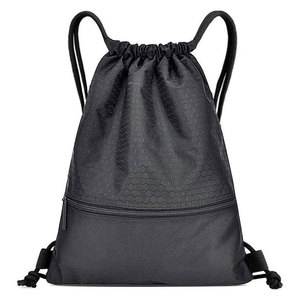 Sac de sport pliable en nylon de haute qualité, imperméable, avec cordon de serrage, coutures robustes et sécurité fiable pour le sport et les voyages - Product Image 1