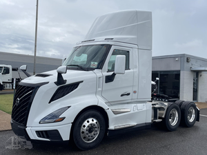 VERY CLEAN USED 2022 2023 2024 Vol_VO VNL64T 300 VNL64T300 Sleeper <b>Truck</b> Semi <b>Truck</b> - Product Image 4