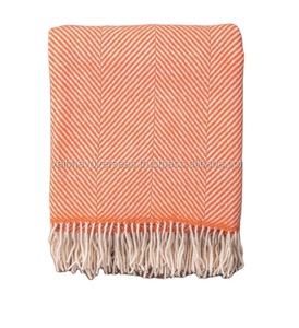 Mantas/trenzas de lana merina, hechas de lana suave - Product Image 1