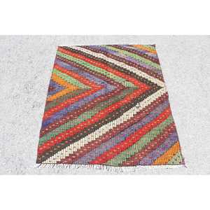 Tapis turc Kilim 3,37x4,1 pieds, vintage, patchwork, laine rouge, tapis écologique avec envers en latex - Product Image 1