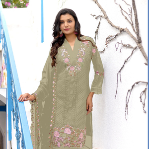 Luxueux hiver Shalwar Kameez mariages Georgette haut Khatli travail soie brute Cigarette pantalon 4 couleurs brodé Dupatta Options - Product Image 1