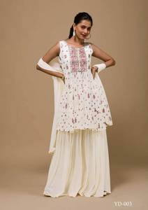 Nouveaux costumes de fausse georgette lourde de concepteur avec le travail de broderie avec Dupatta pour la vente à l'exportation de l'Inde pakistanaise traditionnelle - Product Image 3