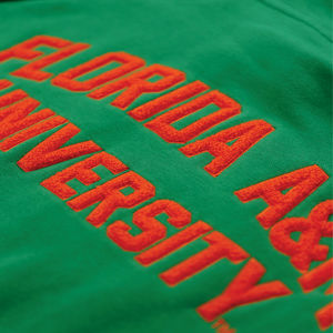 Logotipo personalizado 60% algodón 40% poliéster 350 GSM polar Chenille bordado verde Floroda A & M Sudadera con capucha - Product Image 5