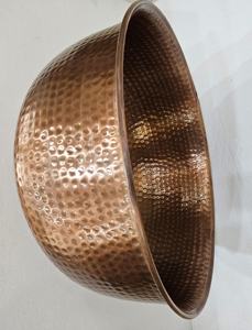 Tazón de spa de cobre artesanal de 45x45x17 cm con acabado martillado de doble tono Producto de belleza y cuidado personal - Product Image 4